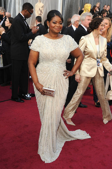octavia-spencer-white-gown-oscars-2012-pictures